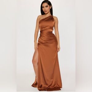 Maxi terracotta dress